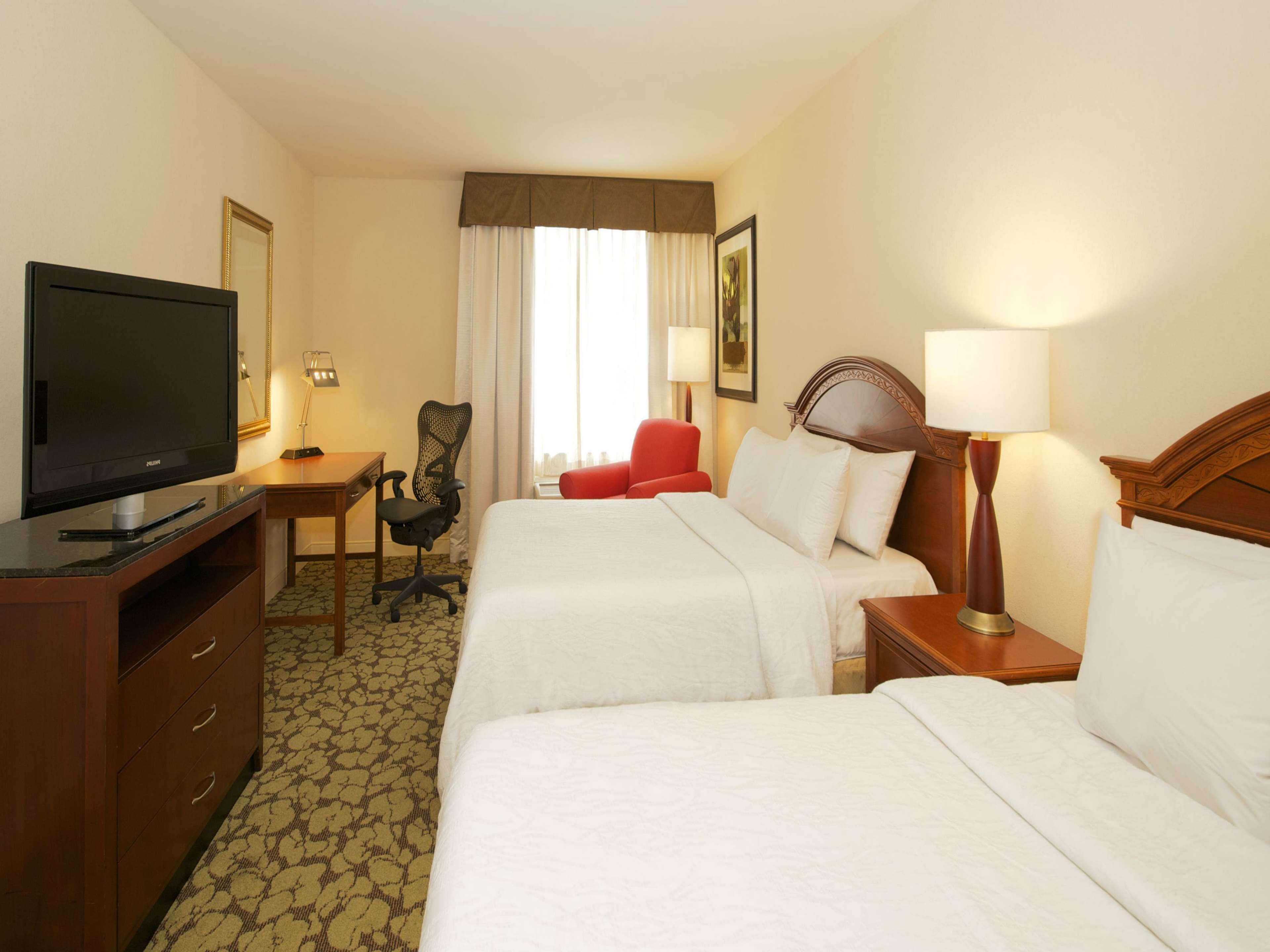 Hilton Garden Inn Virginia Beach Town Center Luaran gambar