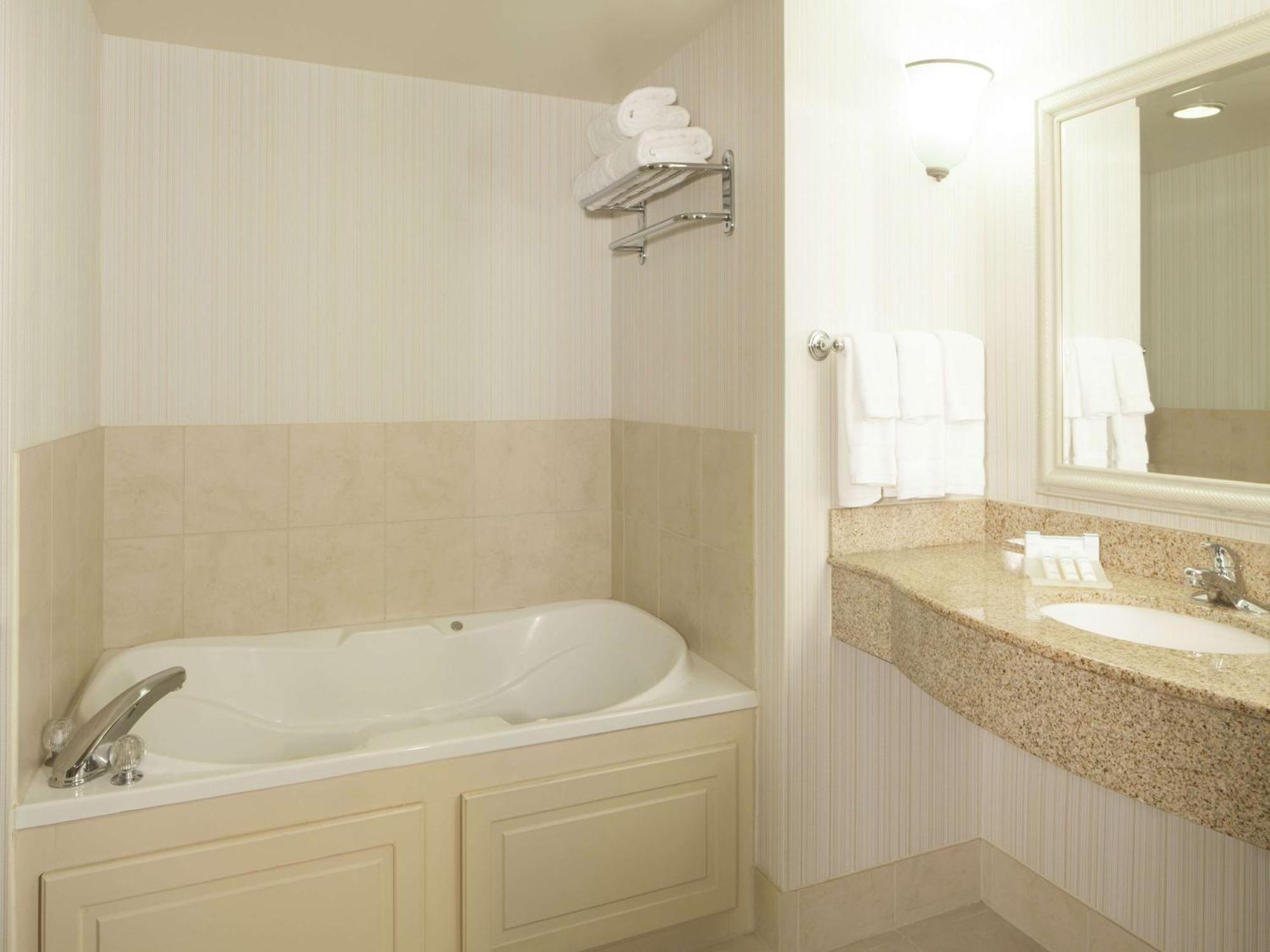 Hilton Garden Inn Virginia Beach Town Center Luaran gambar