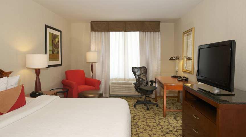 Hilton Garden Inn Virginia Beach Town Center Bilik gambar